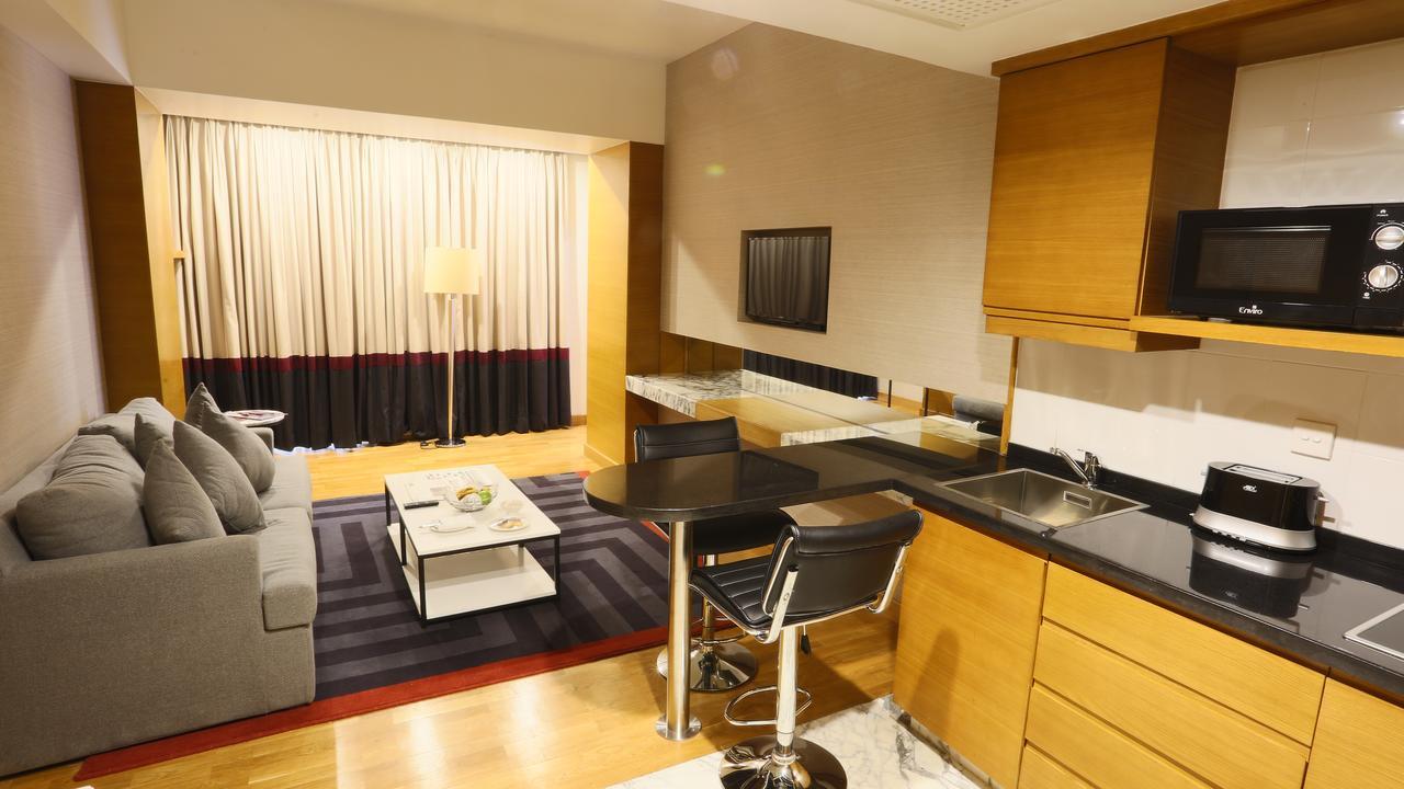 Avari Towers Karachi Exterior foto A typical studio apartment